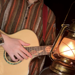 男人把大鸡巴插入逼的视频
